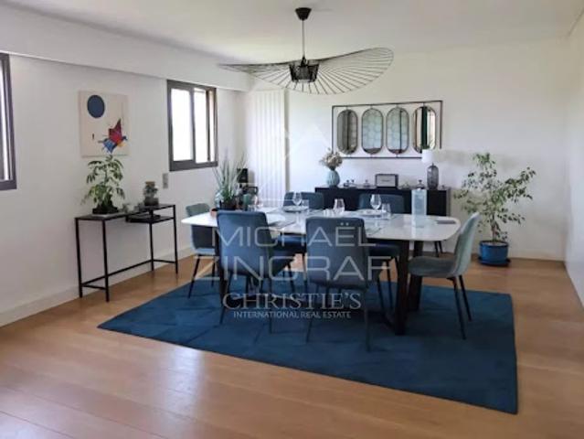Vente Appartement 4 pièces 114 m2 Antibes