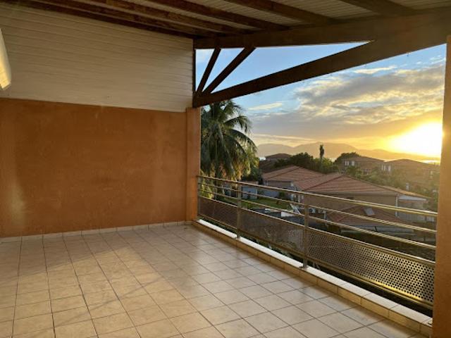 Vente Appartement 4 pièces 114 m2 Ducos