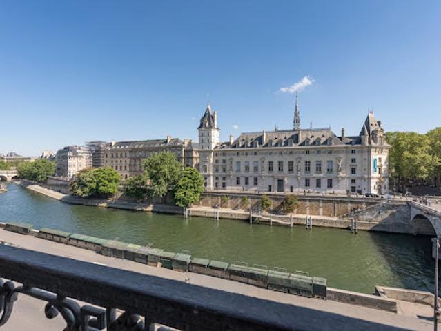 Vente Appartement 4 pièces 115.54 m2 Paris 6ème
