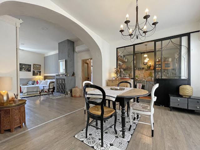 Vente Appartement 4 pièces 115 m2 Nimes
