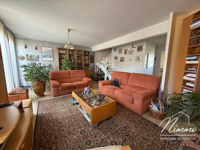 Vente Appartement 4 pièces 115 m2 Nimes