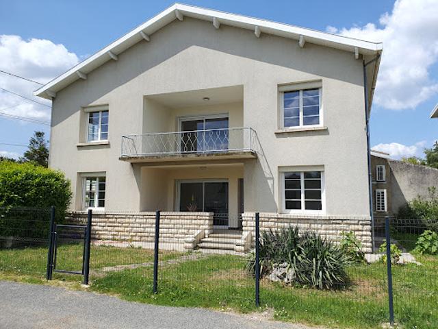 Vente Appartement 4 pièces 115 m2 Saintes