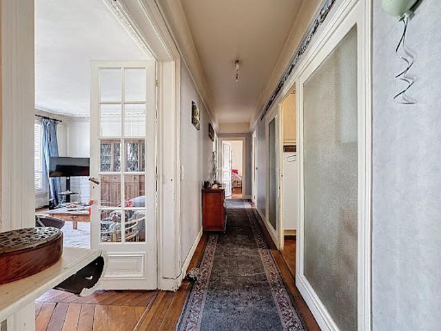 Vente Appartement 4 pièces 115 m2 Paris 18ème