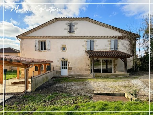 Vente Appartement 4 pièces 115 m2 Auch