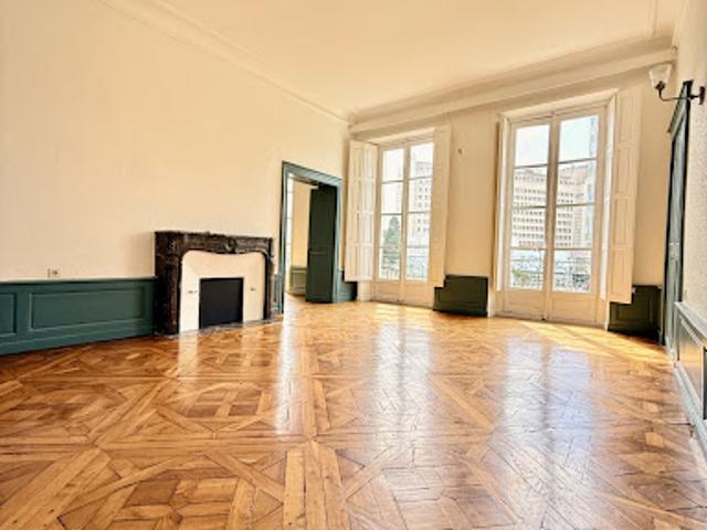 Vente Appartement 4 pièces 116 m2 Nantes