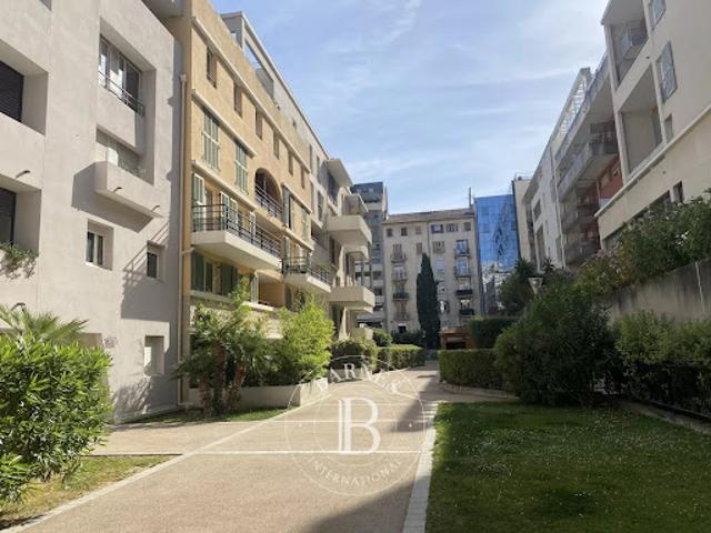 Vente Appartement 4 pièces 119.47 m2 Marseille 8ème