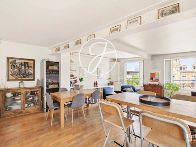 Vente Appartement 4 pièces 119.92 m2 Rueil Malmaison