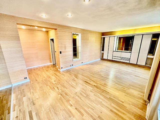 Vente Appartement 4 pièces 120 m2 La Madeleine