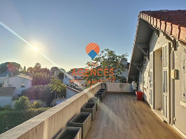 Vente Appartement 4 pièces 120 m2 Saint Cyr sur Mer