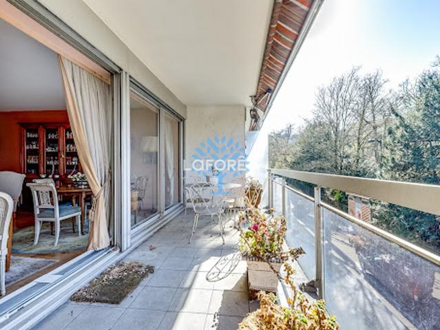Vente Appartement 4 pièces 120 m2 Paris 19ème