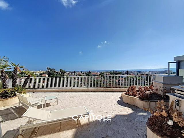Vente Appartement 4 pièces 121.05 m2 Antibes