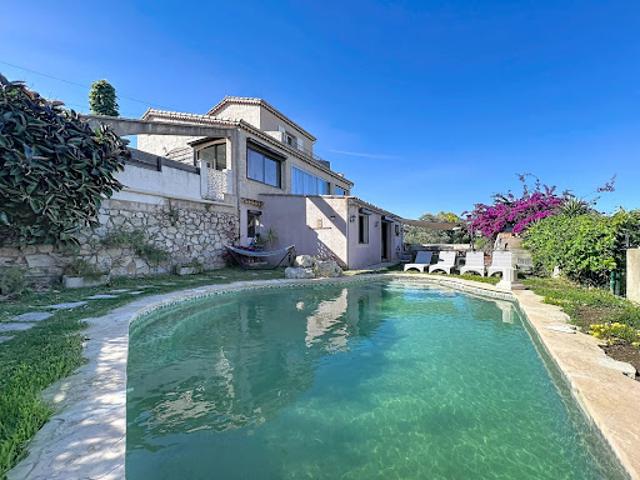 Vente Appartement 4 pièces 122.69 m2 Vallauris