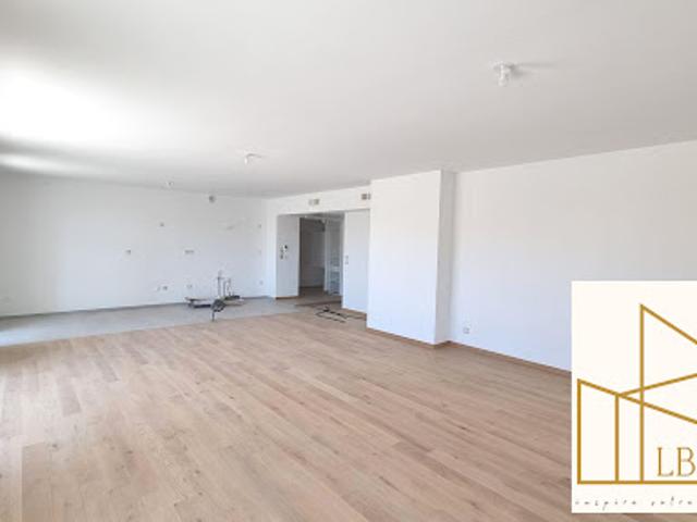 Vente Appartement 4 pièces 122 m2 Marseille 8ème