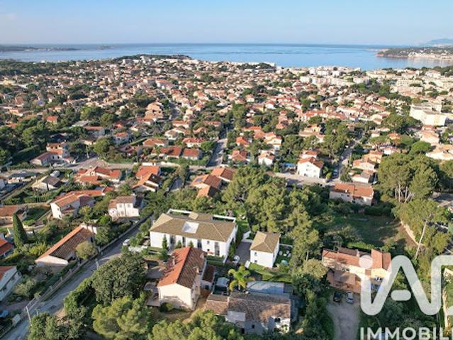 Vente Appartement 4 pièces 122 m2 Six Fours les Plages