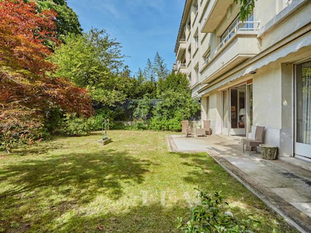 Vente Appartement 4 pièces 123.42 m2 Paris 16ème