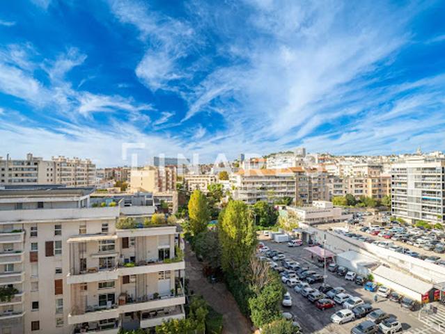 Vente Appartement 4 pièces 123 m2 Marseille 8ème