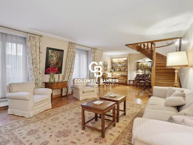 Vente Appartement 4 pièces 125.15 m2 Paris 8ème
