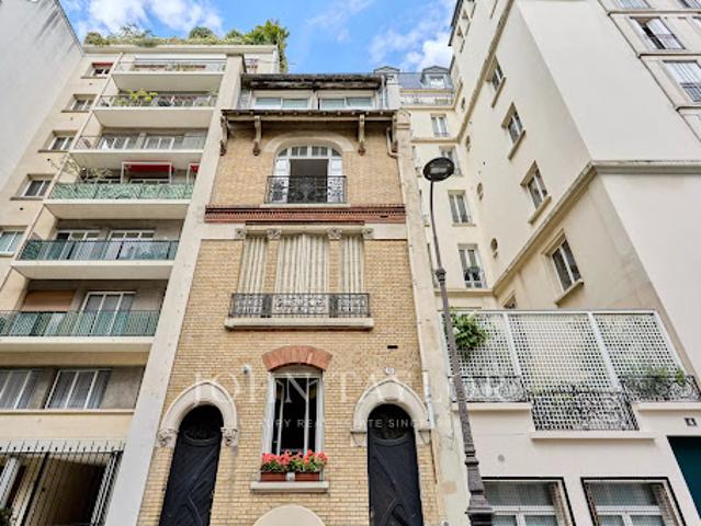 Vente Appartement 4 pièces 125.19 m2 Paris 16ème