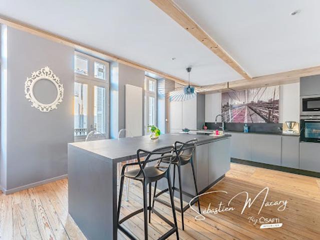 Vente Appartement 4 pièces 125 m2 Bordeaux