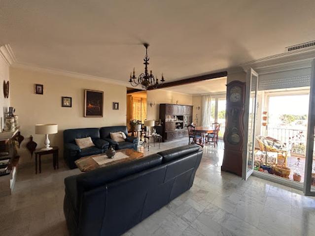 Vente Appartement 4 pièces 125 m2 Poussan