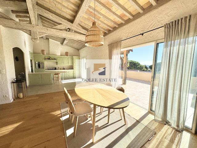 Vente Appartement 4 pièces 126 m2 Cavalaire sur Mer