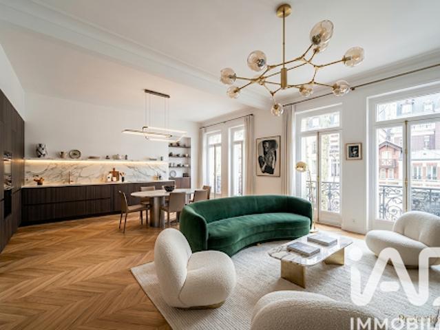 Vente Appartement 4 pièces 126 m2 Paris 7ème