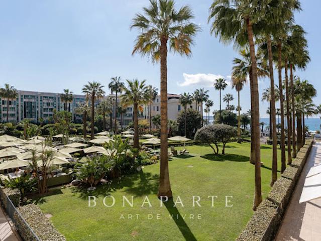 Vente Appartement 4 pièces 127.02 m2 Cannes