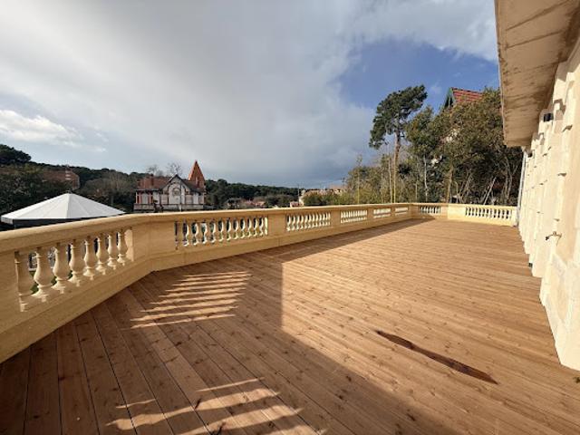 Vente Appartement 4 pièces 129.3 m2 Arcachon