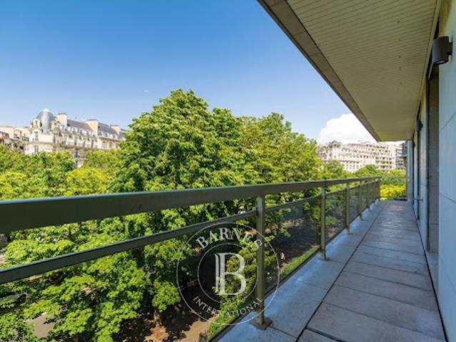 Vente Appartement 4 pièces 129.52 m2 Paris 16ème