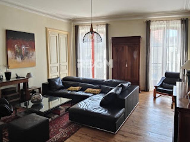 Vente Appartement 4 pièces 129 m2 Pau