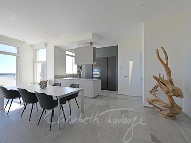 Vente Appartement 4 pièces 130 m2 Carnon plage