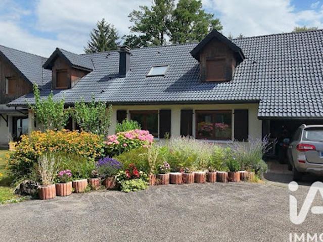 Vente Appartement 4 pièces 130 m2 Pers Jussy