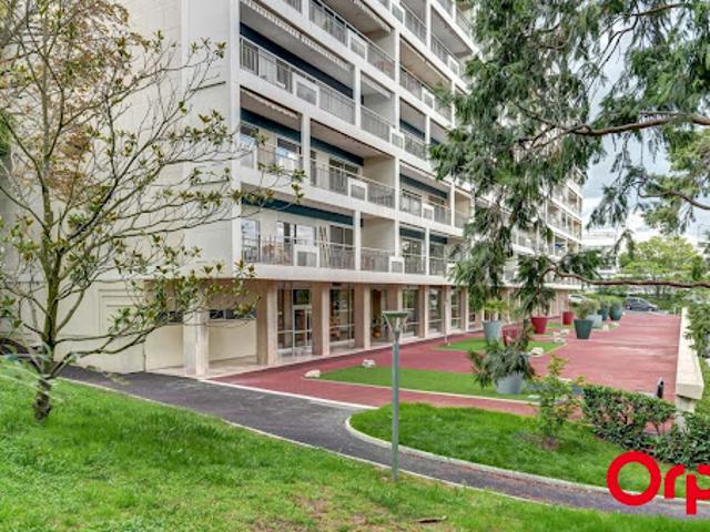 Vente Appartement 4 pièces 131 m2 Caluire et Cuire