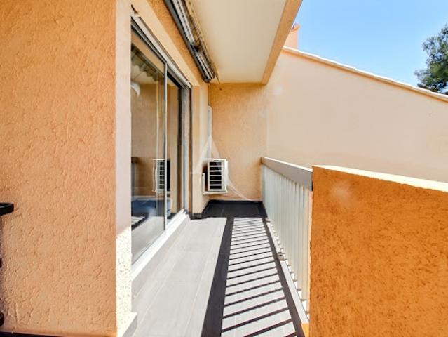 Vente Appartement 4 pièces 131.73 m2 Carqueiranne