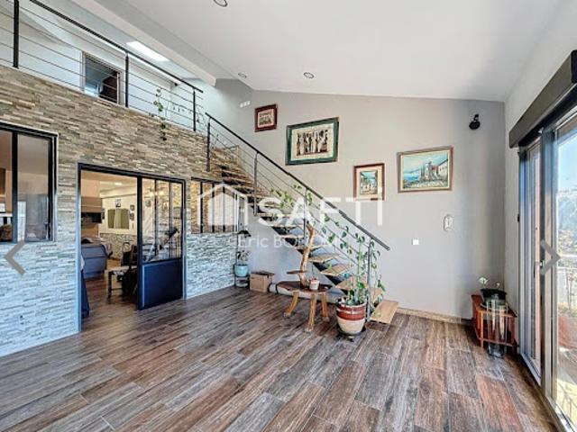 Vente Appartement 4 pièces 131 m2 Frejus