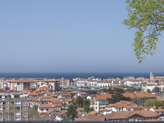 Vente Appartement 4 pièces 133 m2 Ciboure