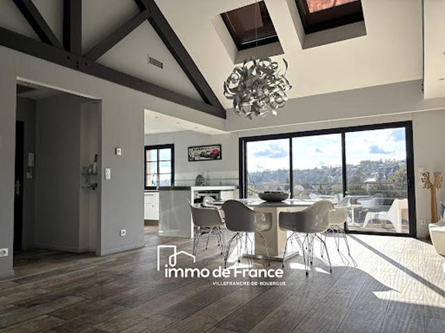 Vente Appartement 4 pièces 133 m2 Villefranche de Rouergue