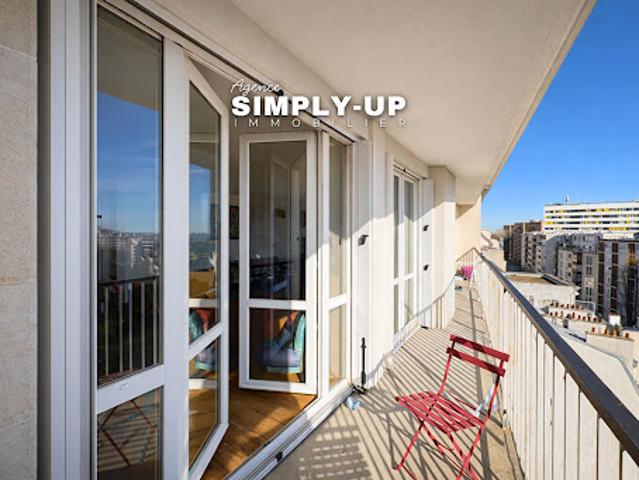 Vente Appartement 4 pièces 134.64 m2 Paris 20ème