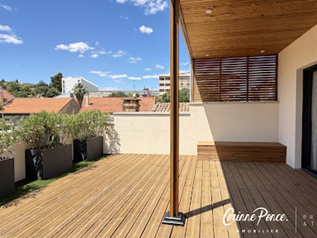 Vente Appartement 4 pièces 134 m2 Nimes