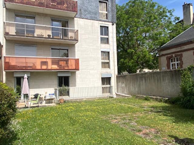 Vente Appartement 4 pièces 135.2 m2 Evreux