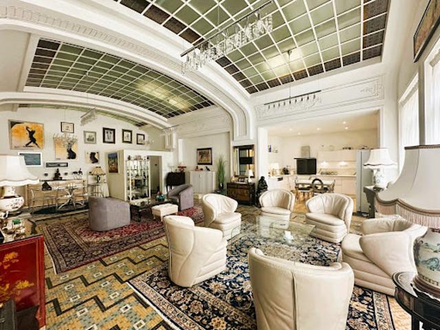 Vente Appartement 4 pièces 135.56 m2 Vichy