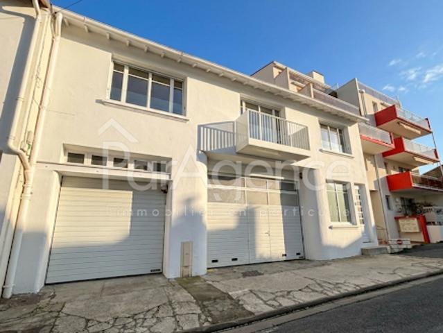 Vente Appartement 4 pièces 137.4 m2 Royan