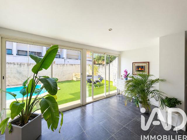 Vente Appartement 4 pièces 138 m2 Marseille 12ème