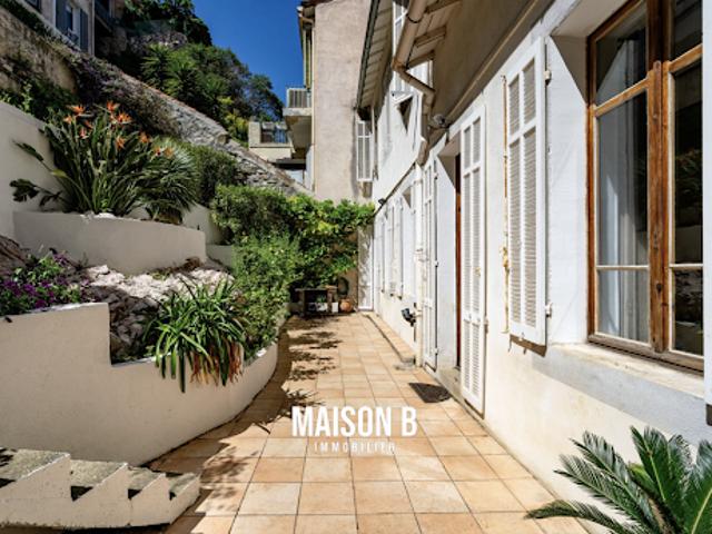 Vente Appartement 4 pièces 138 m2 Marseille 6ème
