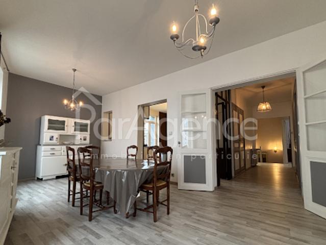 Vente Appartement 4 pièces 139.23 m2 Royan