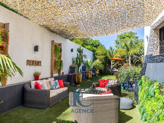 Vente Appartement 4 pièces 139.7 m2 Sanary sur Mer