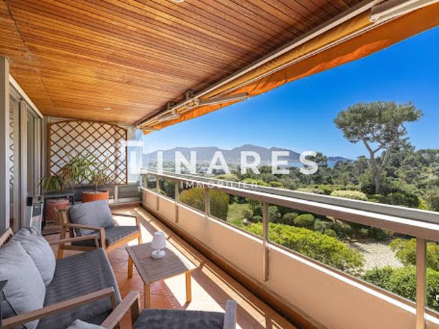 Vente Appartement 4 pièces 140 m2 Marseille 8ème