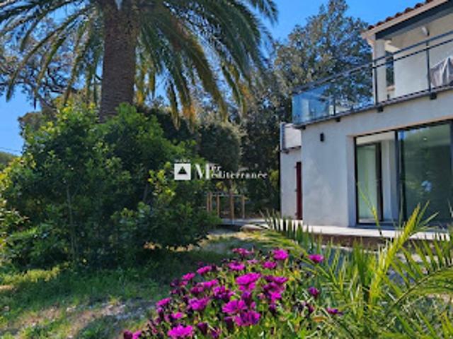 Vente Appartement 4 pièces 141.64 m2 Les issambres