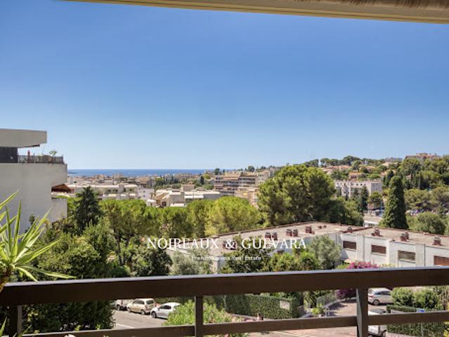 Vente Appartement 4 pièces 142 m2 Le Cannet