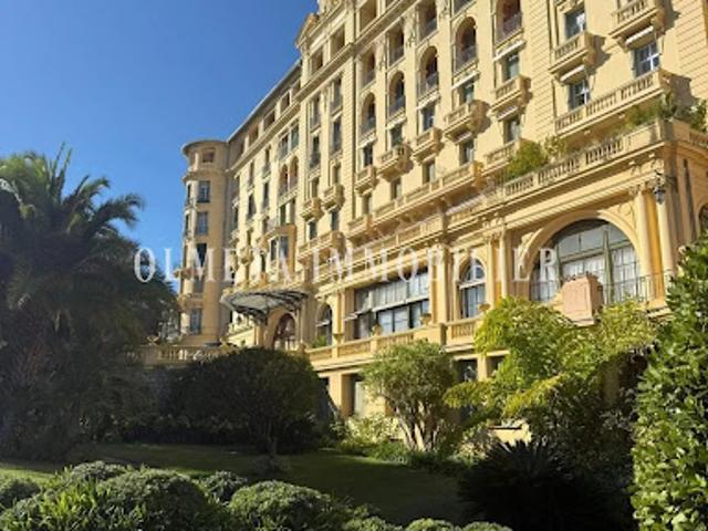 Vente Appartement 4 pièces 143 m2 Menton